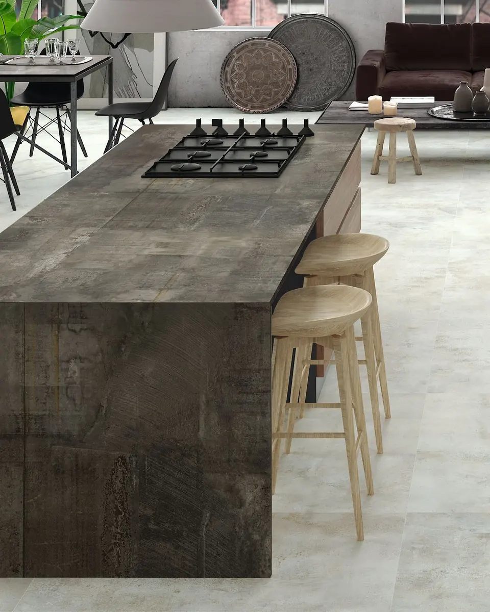 Distinctive veined porcelain slab surface
